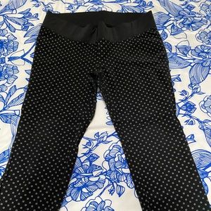 Old navy maternity pants